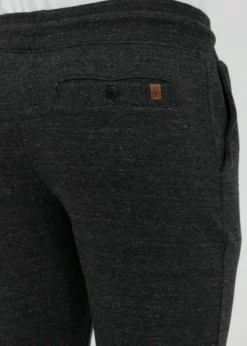 Indicode Jeans IDARKADIUS - Spodnie Treningowe - Black Mix | Modne i Wygodne Spodnie Męskie -Indicode Jeans Sklep 00c390a324a049408879047ebf69fca4 scaled