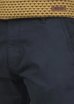 Indicode Jeans IDPENEFAL - Chinosy - Spodnie męskie w kolorze granatowym 10 Indicode Jeans IDPENEFAL - Chinosy - Spodnie męskie w kolorze granatowym -Indicode Jeans Sklep 01395632b9764101845387bce21dcf0c scaled