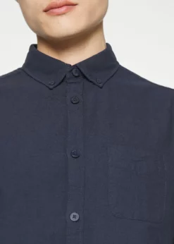 Indicode Jeans KEPNER - Koszula Biznesowa Navy | Klasyczna koszula męska 11 Indicode Jeans KEPNER - Koszula Biznesowa Navy | Klasyczna koszula męska -Indicode Jeans Sklep 08fcf739ac0e4260a7fb2ec691f7a4d8 scaled