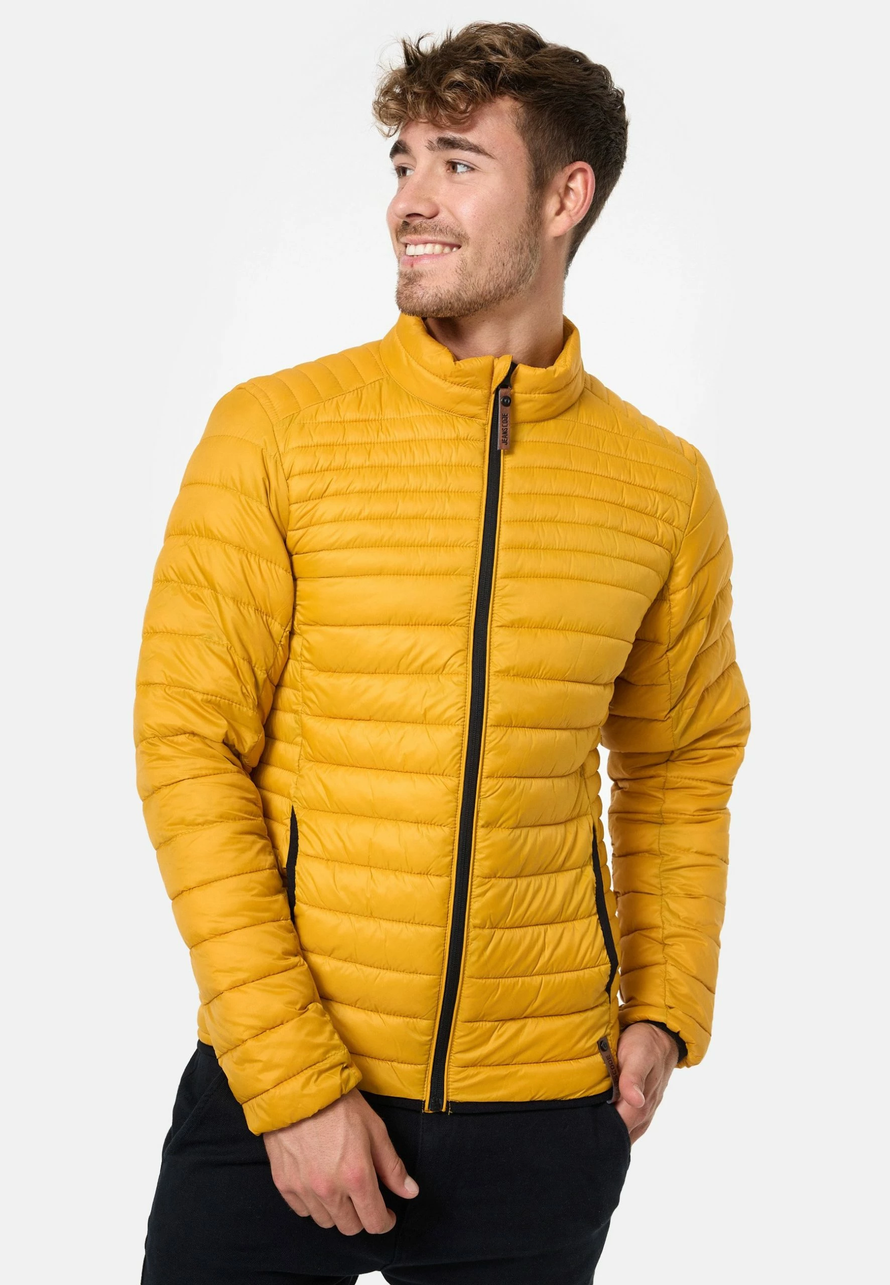 Kurtka Przejściowa Golden Yellow - Indicode Jeans | Modna Kurtka na Wszystkie Okazje 1 Kurtka Przejściowa Golden Yellow - Indicode Jeans | Modna Kurtka na Wszystkie Okazje