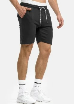 Indicode Jeans Yates - Szorty Męskie Czarny - Wygodne i Stylowe 10 Indicode Jeans Yates - Szorty Męskie Czarny - Wygodne i Stylowe -Indicode Jeans Sklep 17596c7c1e9240a6a6a6082d3c2ed687 scaled