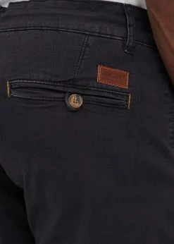 Szorty Indicode Jeans IDMIKO - Czarny - Wygodne i Modne 10 Szorty Indicode Jeans IDMIKO - Czarny - Wygodne i Modne -Indicode Jeans Sklep 21372f9896404c14a95ed6cad97d0090 scaled