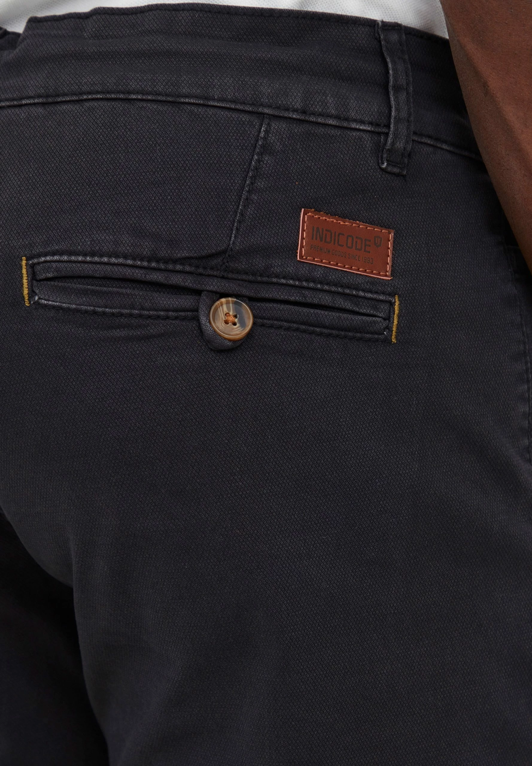 Szorty Indicode Jeans IDMIKO - Czarny - Wygodne i Modne 5 Szorty Indicode Jeans IDMIKO - Czarny - Wygodne i Modne - obrazek 5