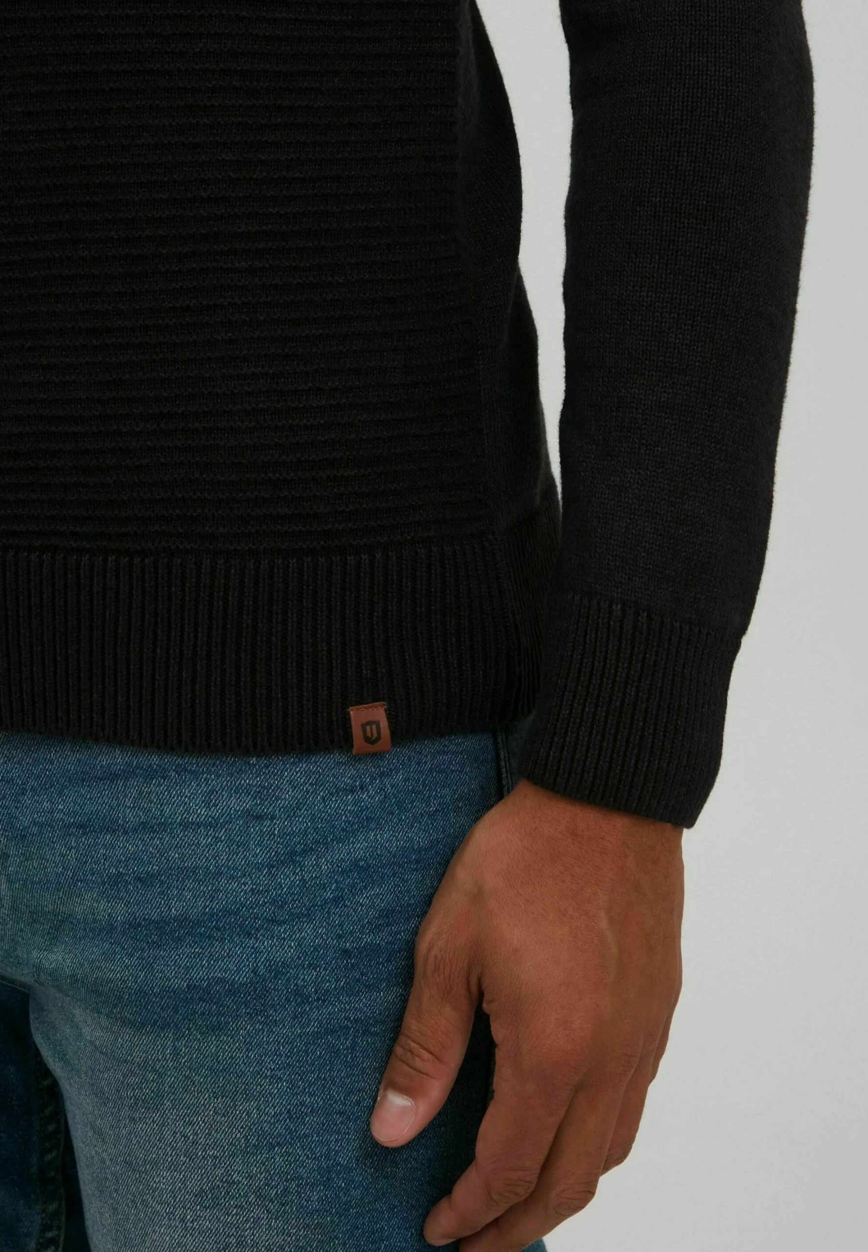 Indicode Jeans IDRICARDO - Sweter - Mottled Grey | Elegancki i Wygodny 5 Indicode Jeans IDRICARDO - Sweter - Mottled Grey | Elegancki i Wygodny - obrazek 5