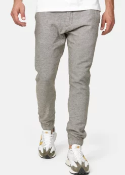 Indicode Jeans Spodnie Materiałowe - Dark Olive | Wysoka Jakość | Modne Spodnie Męskie -Indicode Jeans Sklep 31217d90c3594a039c8c219bdeb27d9f scaled