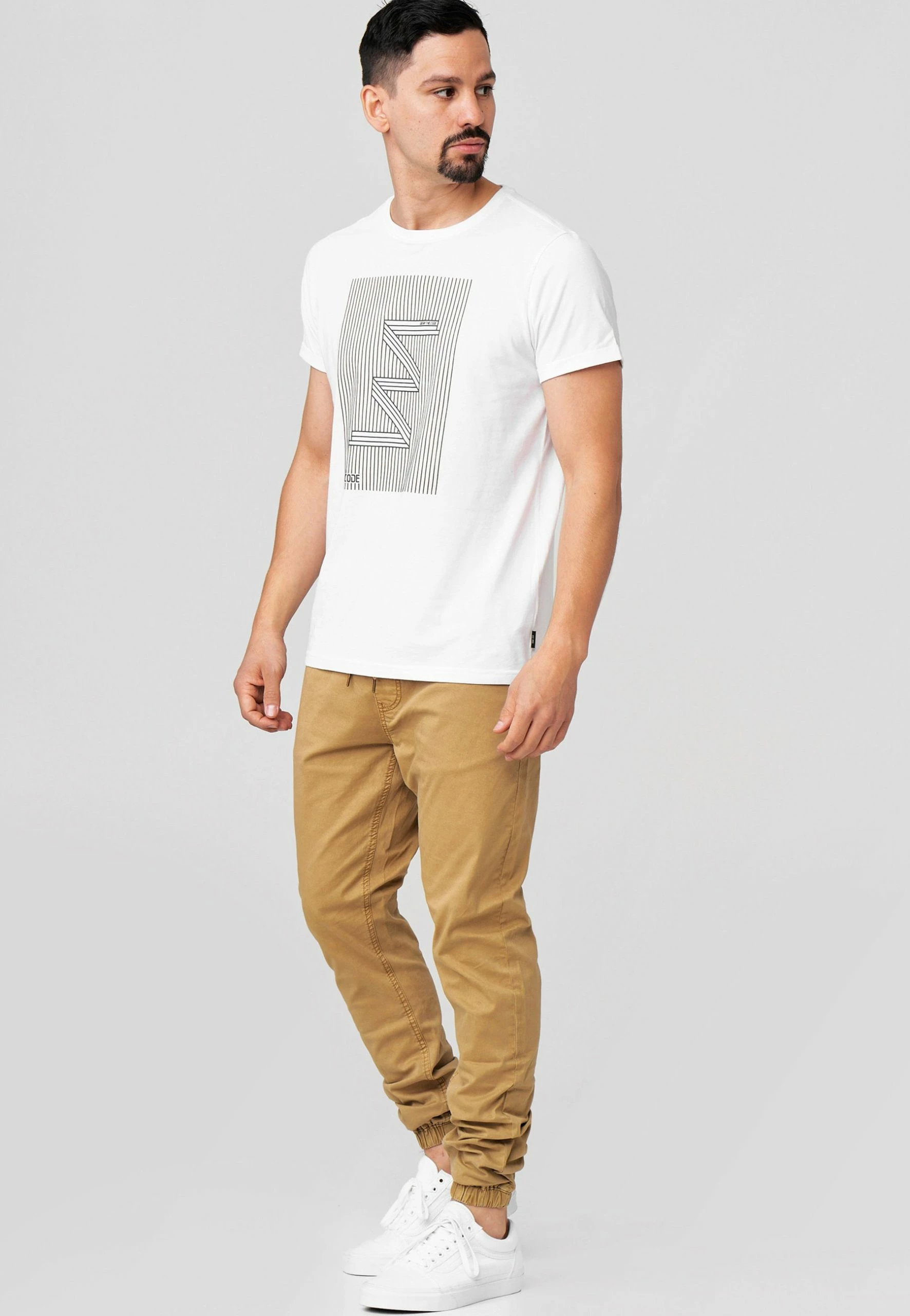 Indicode Jeans FIELDS - Spodnie Materiałowe - Amber - Wysoka Jakość, Wygodne i Modne 2 Indicode Jeans FIELDS - Spodnie Materiałowe - Amber - Wysoka Jakość, Wygodne i Modne - obrazek 2