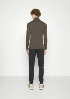 Indicode Jeans NEXUS - Spodnie Materiałowe - Czarny | Wysoka Jakość | Odzież Męska -Indicode Jeans Sklep 392c1a6e2238493cace00be7dfc96b4b scaled