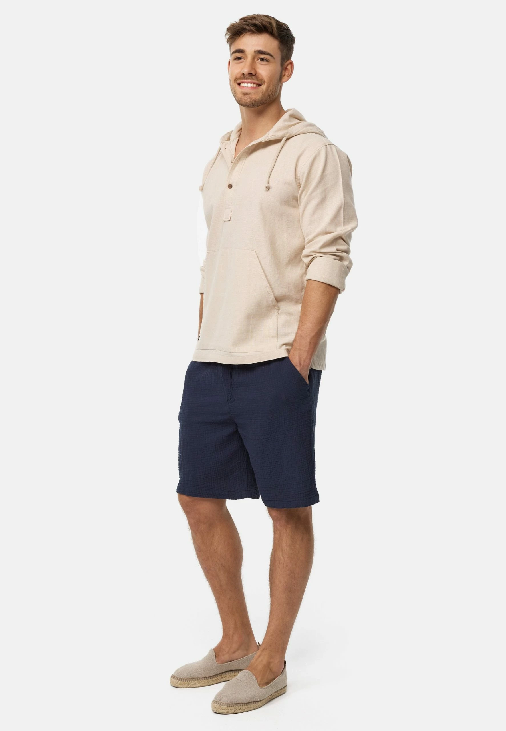 Indicode Jeans INGRAMMA – Szorty męskie w kolorze Navy – Wygodne i stylowe szorty letnie 2 Indicode Jeans INGRAMMA – Szorty męskie w kolorze Navy – Wygodne i stylowe szorty letnie - obrazek 2