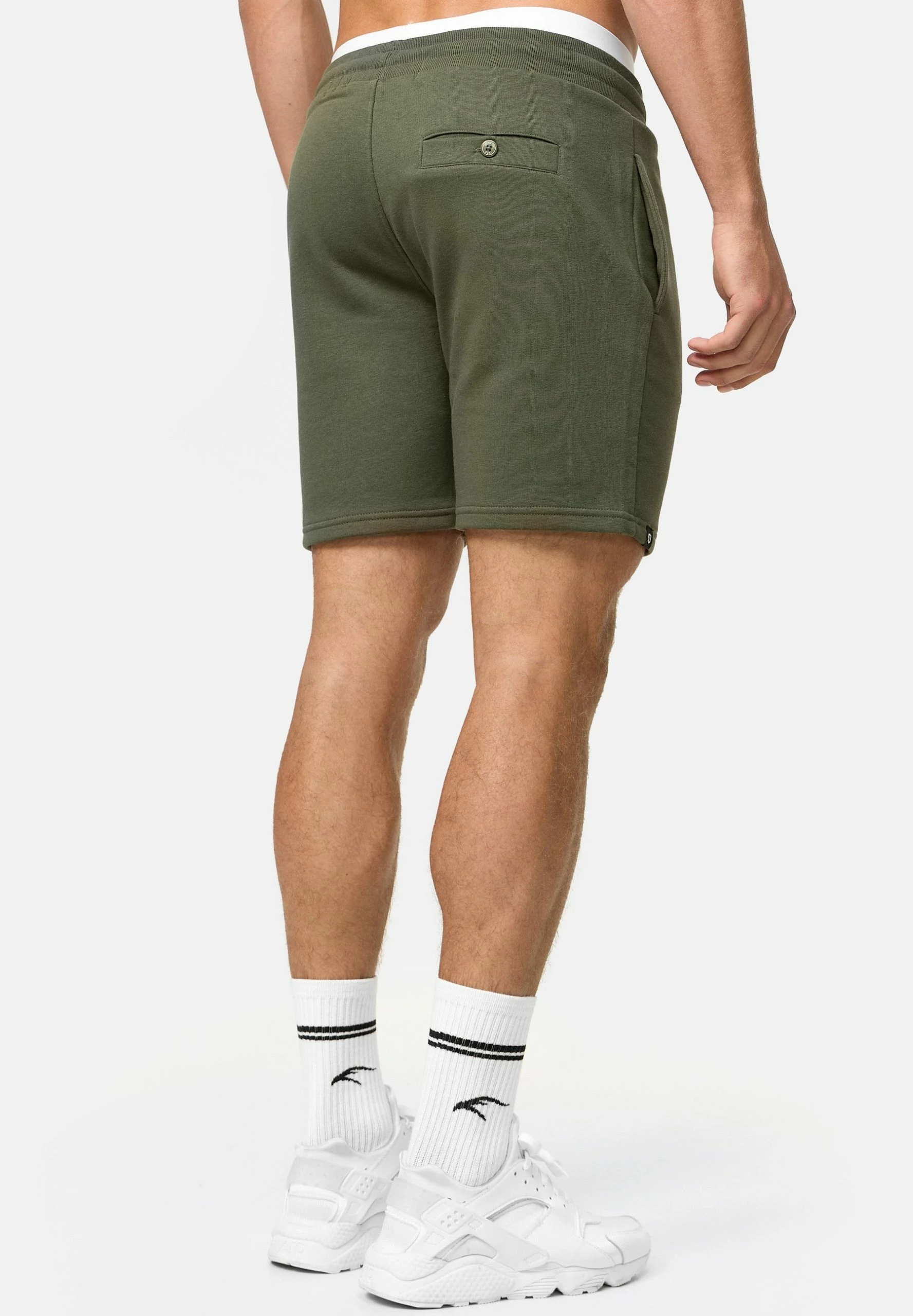 Indicode Jeans ALDRICH - Szorty w kolorze zielonym | Wygodne i stylowe szorty męskie 3 Indicode Jeans ALDRICH - Szorty w kolorze zielonym | Wygodne i stylowe szorty męskie - obrazek 3