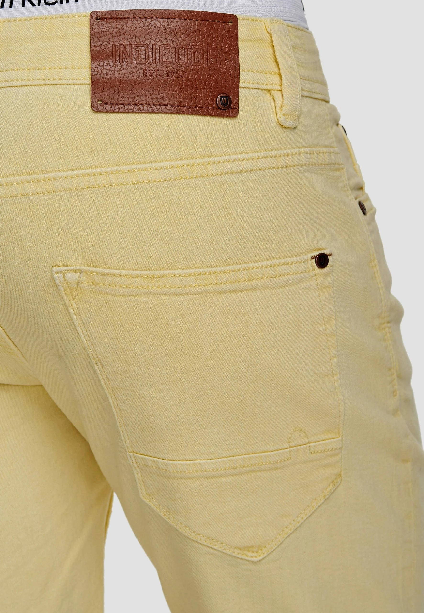 Indicode Jeans Szorty Jeansowe - Pale Banana | Krótkie Spodnie Damskie 8 Indicode Jeans Szorty Jeansowe - Pale Banana | Krótkie Spodnie Damskie - obrazek 8