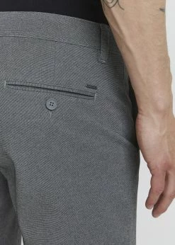 Indicode Jeans Szorty - Grey Mix | Wygodne i Stylowe Szorty Męskie 10 Indicode Jeans Szorty - Grey Mix | Wygodne i Stylowe Szorty Męskie -Indicode Jeans Sklep 509e236b3e6d470db6a97a3a856d5d72 scaled