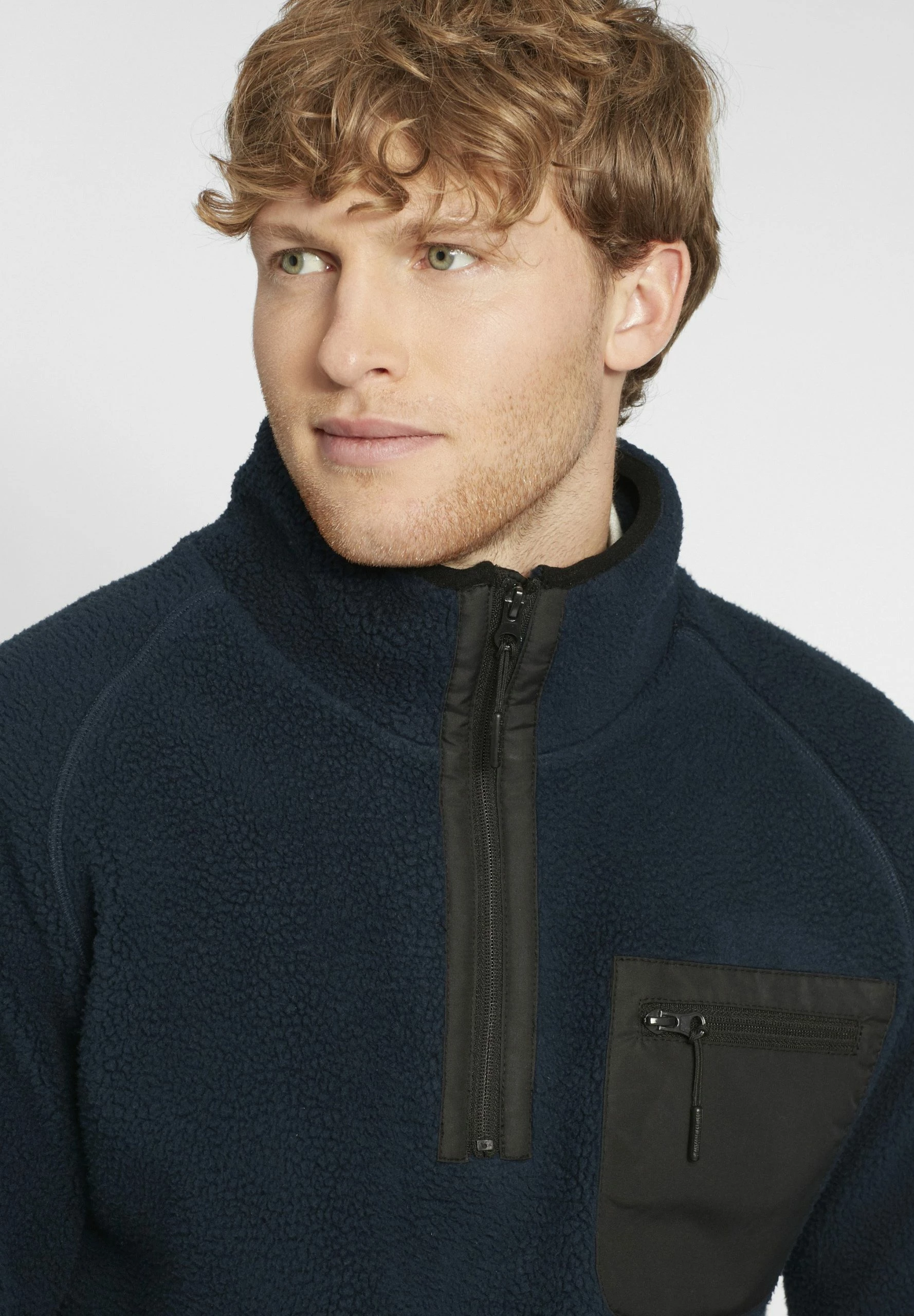 Indicode Jeans IDTROUT - Kurtka Z Polaru - Navy | Bluzy/Odzież Męska 4 Indicode Jeans IDTROUT - Kurtka Z Polaru - Navy | Bluzy/Odzież Męska - obrazek 4