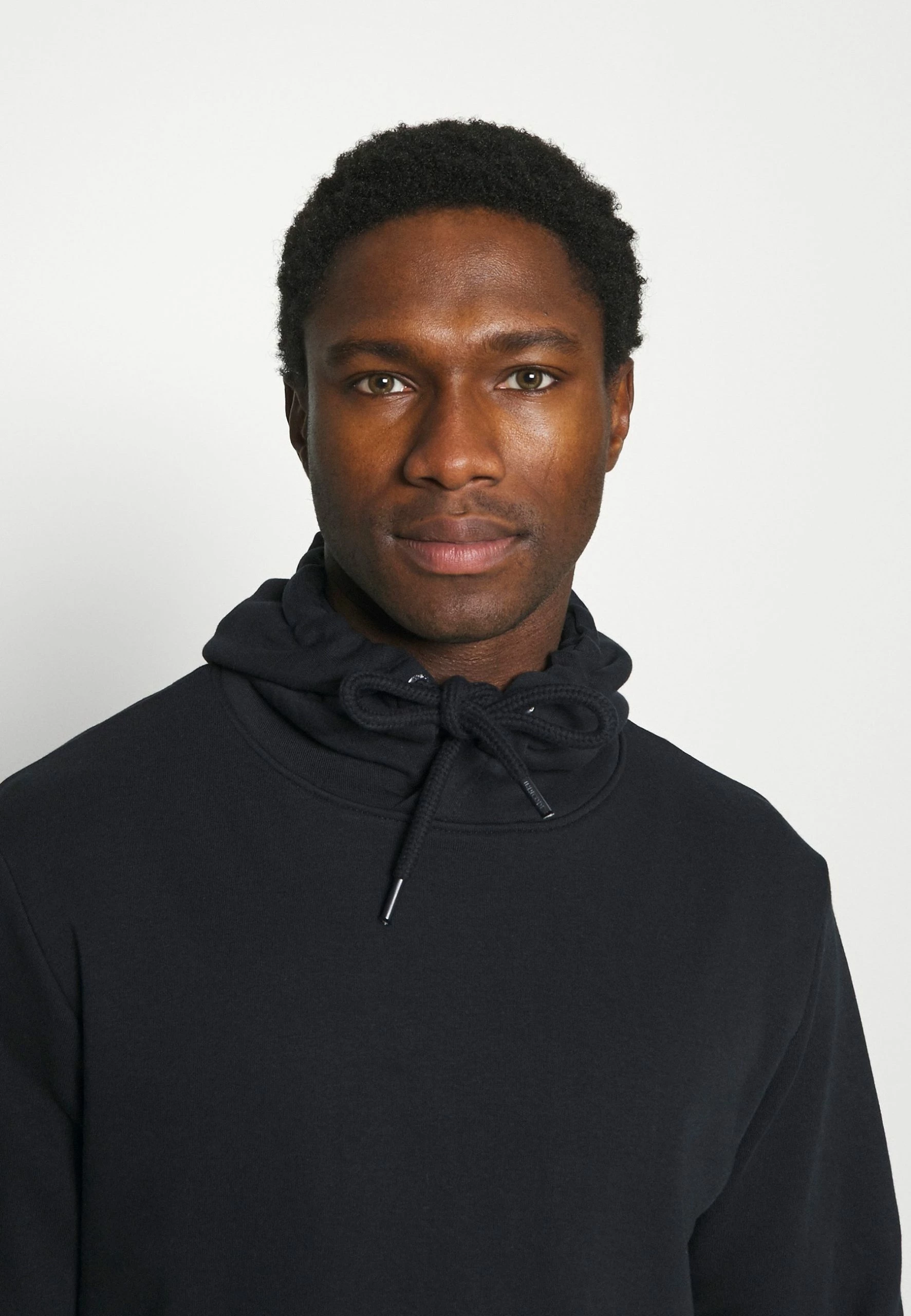 Indicode Jeans WILKINS - Bluza Męska Navy | Bluzy Męskie 5 Indicode Jeans WILKINS - Bluza Męska Navy | Bluzy Męskie - obrazek 5