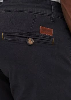 Indicode Jeans IDMIKA - Szorty - Jet Black | Eleganckie i Wygodne Szorty Męskie -Indicode Jeans Sklep 660f1d0530604d34b3a762ced0bb449b scaled