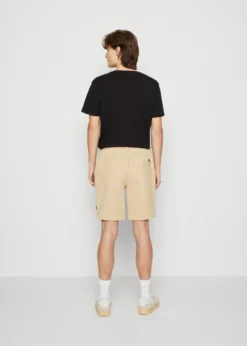 Indicode Jeans LUDVIG - Szorty - Irish Cream | Wygoda i Styl | Kolekcja Odzież/Szorty -Indicode Jeans Sklep 6a9e8bdc485947d99dbc220b549c173d scaled