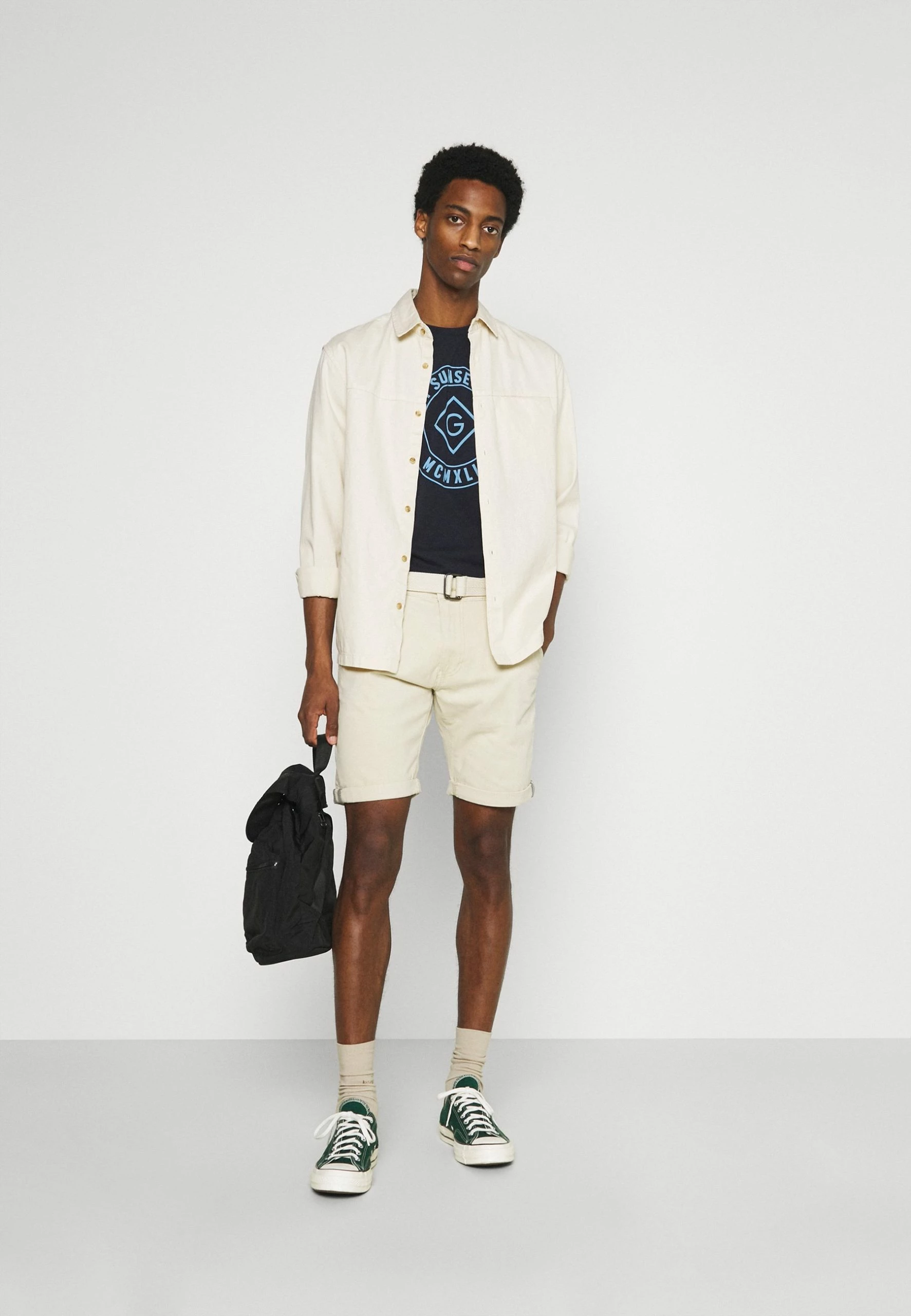 Indicode Jeans KAISER CHINO EXCLUSIV - Szorty - Fog | Wysoka jakość i styl 2 Indicode Jeans KAISER CHINO EXCLUSIV - Szorty - Fog | Wysoka jakość i styl - obrazek 2