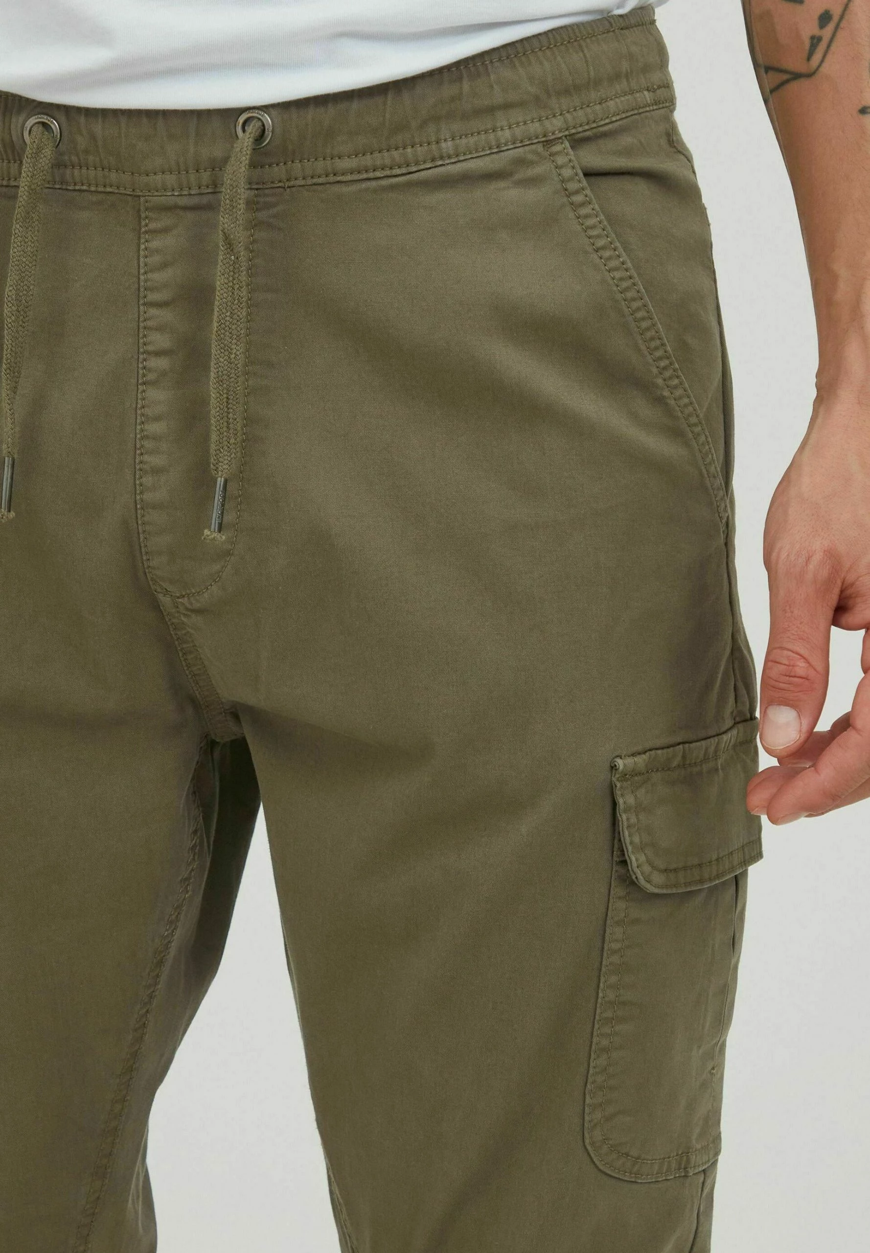 Indicode Jeans IDGILMAT - Bojówki Army - Wysoka Jakość i Komfort 4 Indicode Jeans IDGILMAT - Bojówki Army - Wysoka Jakość i Komfort - obrazek 4