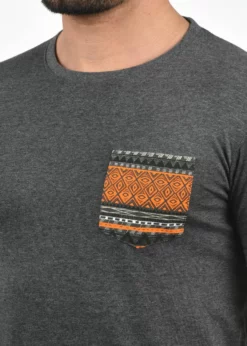 Indicode Jeans IDPAXTON - T-shirt Z Nadrukiem - Mottled Dark Grey | Odzież Męska -Indicode Jeans Sklep 77122e2eb91c4a22aaa7476975038ebd scaled