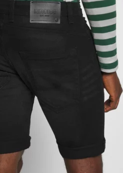 Indicode Jeans KADEN HOLES - Szorty Jeansowe Ultra Black - Modne i Wygodne -Indicode Jeans Sklep 8194ec88fa87499fac494be204e7a0a9 scaled