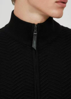 Indicode Jeans IDBANJAMINO - Kardigan - Czarny | Elegancki i Wygodny 9 Indicode Jeans IDBANJAMINO - Kardigan - Czarny | Elegancki i Wygodny -Indicode Jeans Sklep 87baed94c0224deda3eb53c9564fd6c3 scaled