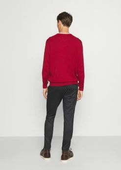 Indicode Jeans EBERLEIN WITH ROLLED UP - Spodnie Materiałowe - Cayman Grey | Modne i Wygodne Spodnie Męskie -Indicode Jeans Sklep 882cd71d4f5c4082adef52014e232a8d scaled