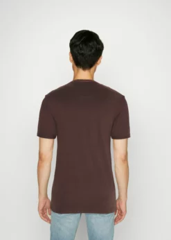 Indicode Jeans NULLE - T-shirt Z Nadrukiem - Vanilla Ice | Odzież Męska -Indicode Jeans Sklep 8f156d63d4e84de2aaae9eae8e3e96d7 scaled