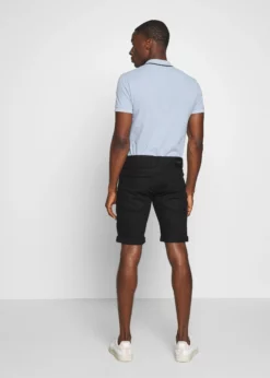 Indicode Jeans KADEN - Szorty Jeansowe Ultra Black | Wygodne i Modne 8 Indicode Jeans KADEN - Szorty Jeansowe Ultra Black | Wygodne i Modne -Indicode Jeans Sklep 933e0ed1c1904048a4f8295eb3e388aa scaled