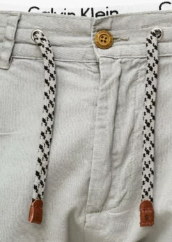 Indicode Jeans Szorty - Light Grey | Męskie Szorty w Jasnoszarym Kolorze -Indicode Jeans Sklep 93468d3194524e8590ec0027626ee6ae