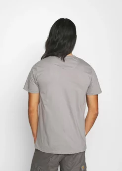 Indicode Jeans SILKEBORG - T-shirt Z Nadrukiem - Szary | Odzież Męska -Indicode Jeans Sklep 98b667e6862d40238c7afd345f4ec165 scaled