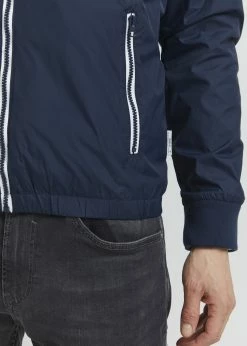 Indicode Jeans IDRikko - Kurtka Przejściowa - Navy | Kurtki Męskie | Modowa Kurtka Wiosenna 10 Indicode Jeans IDRikko - Kurtka Przejściowa - Navy | Kurtki Męskie | Modowa Kurtka Wiosenna -Indicode Jeans Sklep 9bdf329902d9456fba8781edb782ea53 scaled