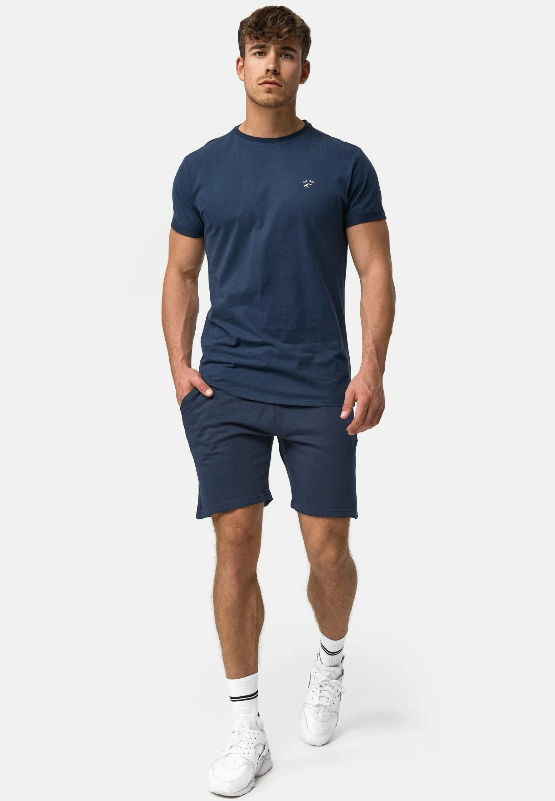 Indicode Jeans KLOGE - T-shirt Basic - Navy | Wygodna i stylowa koszulka męska 2 Indicode Jeans KLOGE - T-shirt Basic - Navy | Wygodna i stylowa koszulka męska - obrazek 2