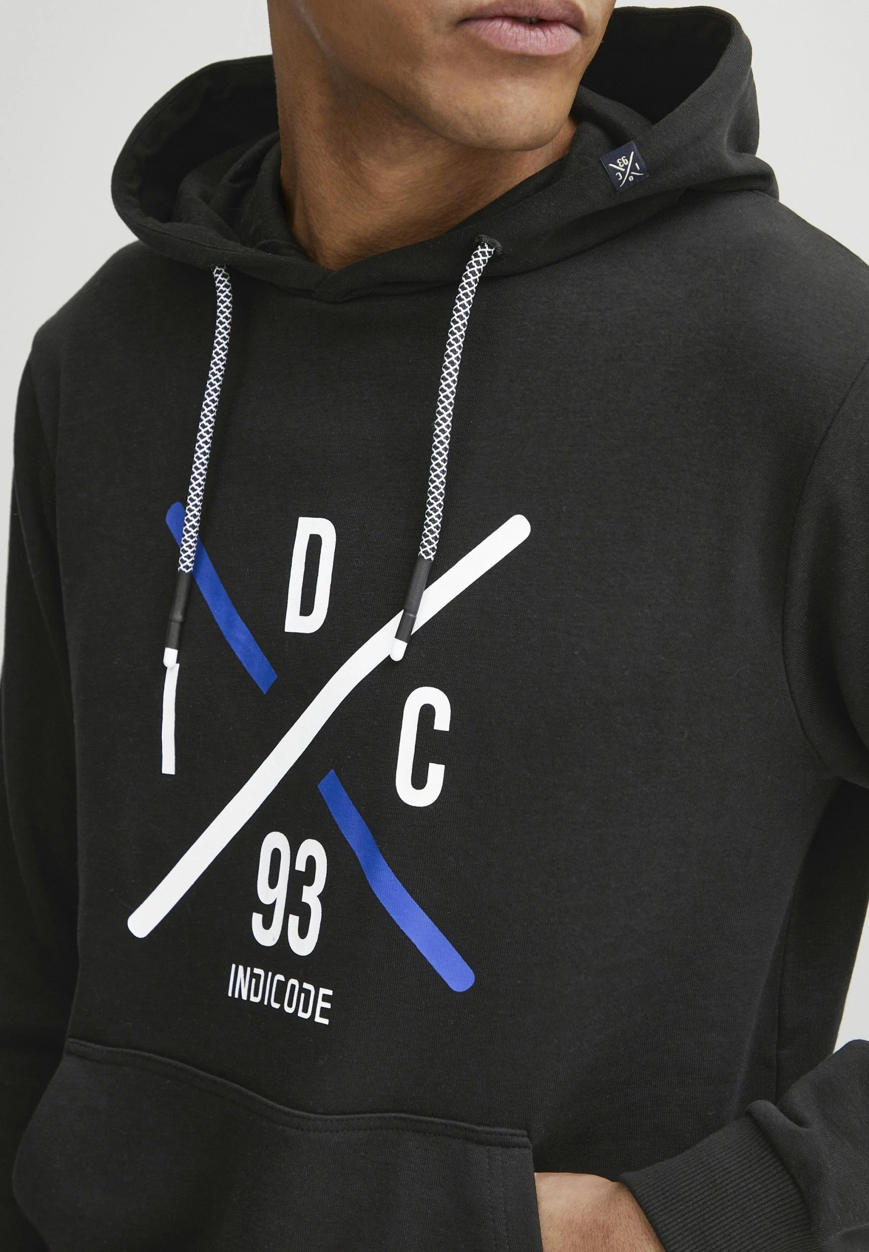 Indicode Jeans LEON - Bluza Z Kapturem - Black | Bluzy Męskie 4 Indicode Jeans LEON - Bluza Z Kapturem - Black | Bluzy Męskie - obrazek 4