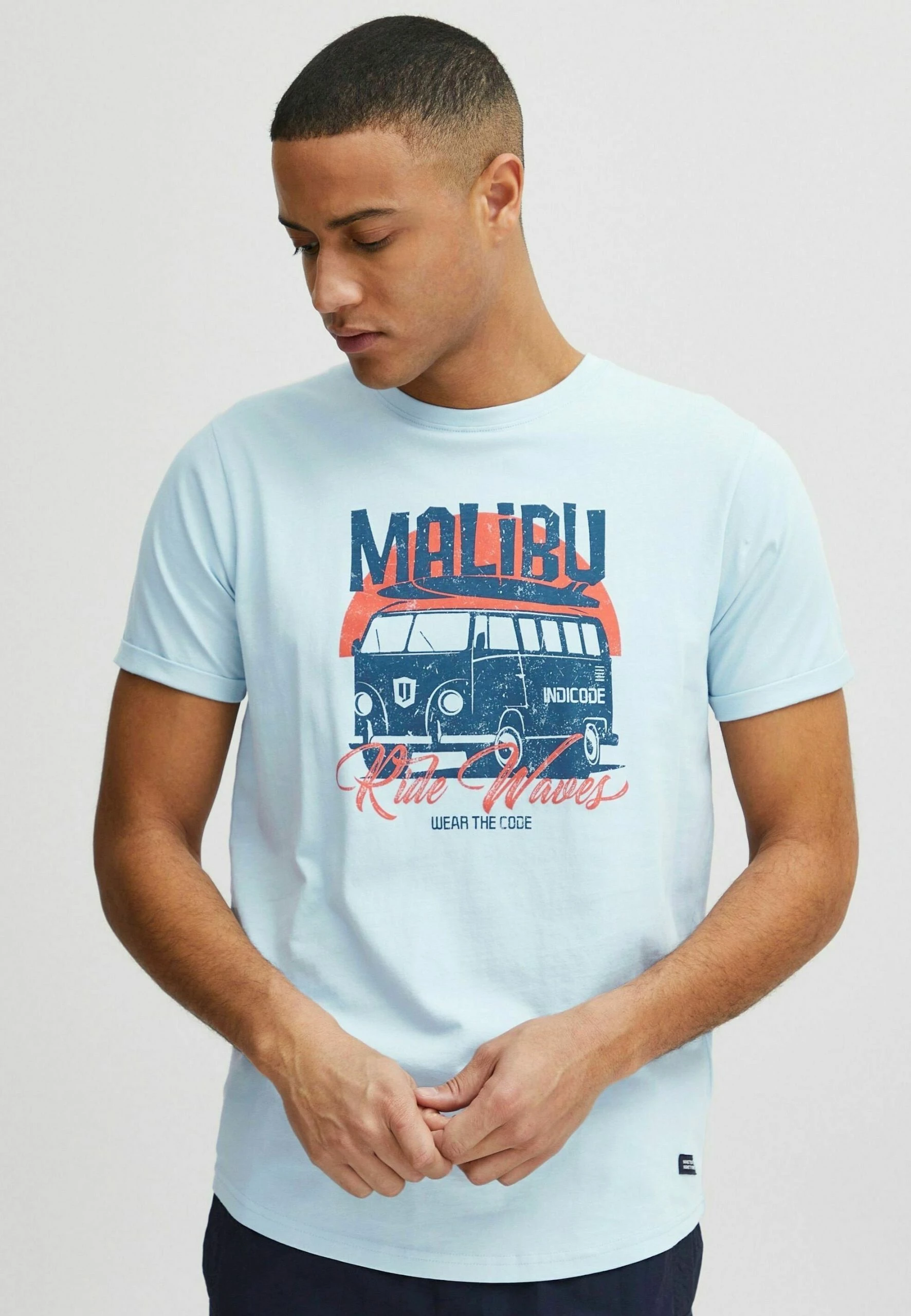 Indicode Jeans IDDANIEL - T-shirt Z Nadrukiem Sky Way | Odzież Promocyjna 1 Indicode Jeans IDDANIEL - T-shirt Z Nadrukiem Sky Way | Odzież Promocyjna