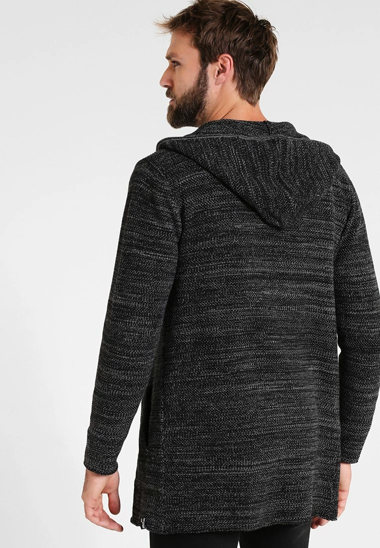 Indicode Jeans DENZEL - Kardigan - Czarny | Elegancki i Wygodny 3 Indicode Jeans DENZEL - Kardigan - Czarny | Elegancki i Wygodny - obrazek 3