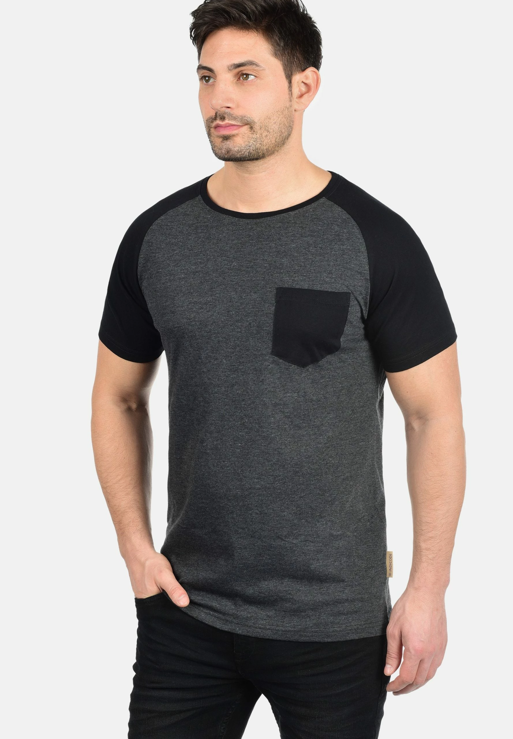 Indicode Jeans IDGRESHAM - T-shirt Z Nadrukiem - Charcoal/black | Odzież/T-shirty i koszulki polo 1 Indicode Jeans IDGRESHAM - T-shirt Z Nadrukiem - Charcoal/black | Odzież/T-shirty i koszulki polo