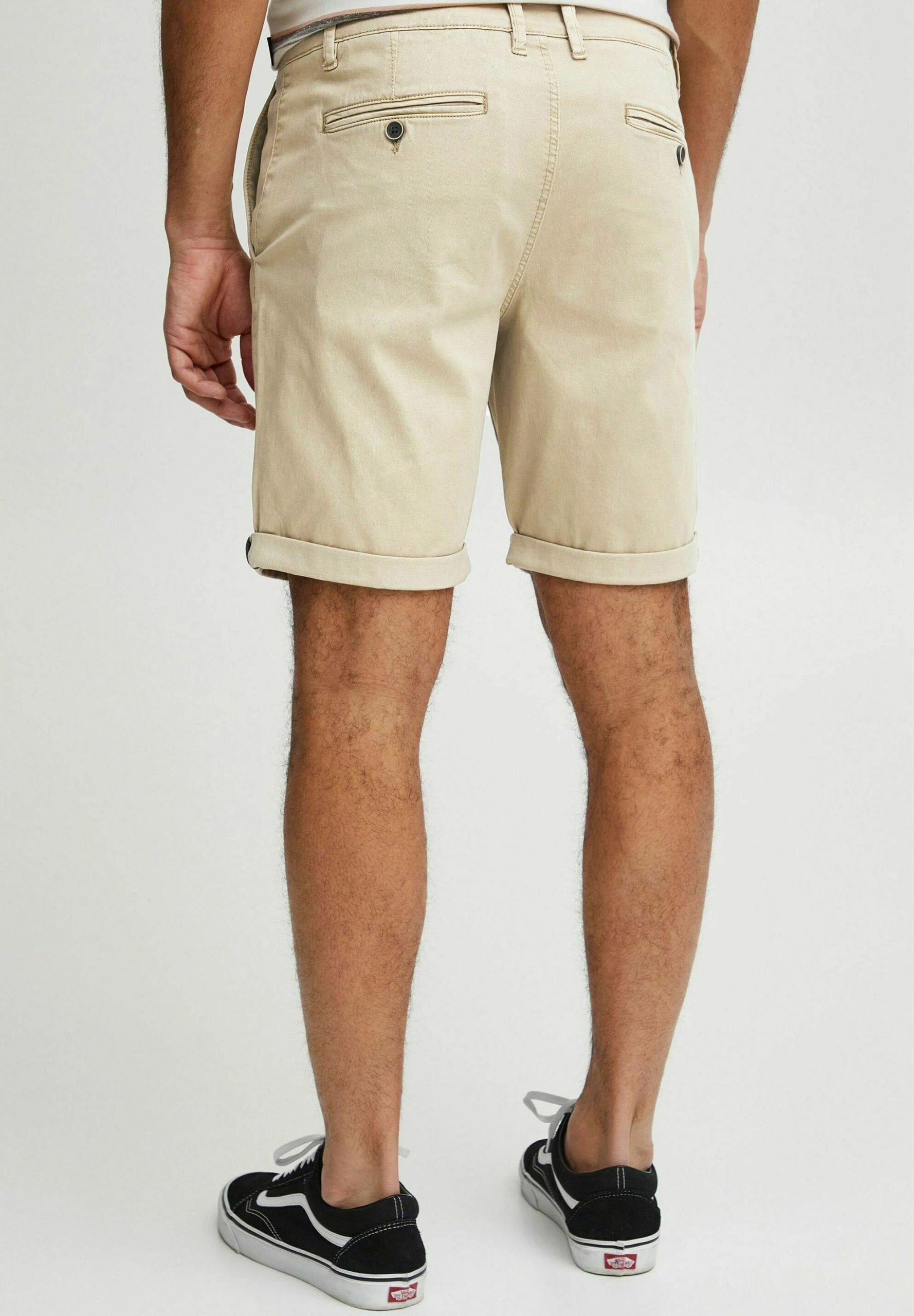 Indicode Jeans Szorty - Irish Cream | Wygodne i Stylowe Szorty Męskie 3 Indicode Jeans Szorty - Irish Cream | Wygodne i Stylowe Szorty Męskie - obrazek 3