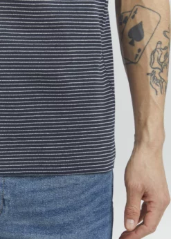 Indicode Jeans LUPKO - T-shirt Z Nadrukiem - Navy | Modna Odzież Męska -Indicode Jeans Sklep b8e5ab156ada42eebb53a8551c9900a0 scaled