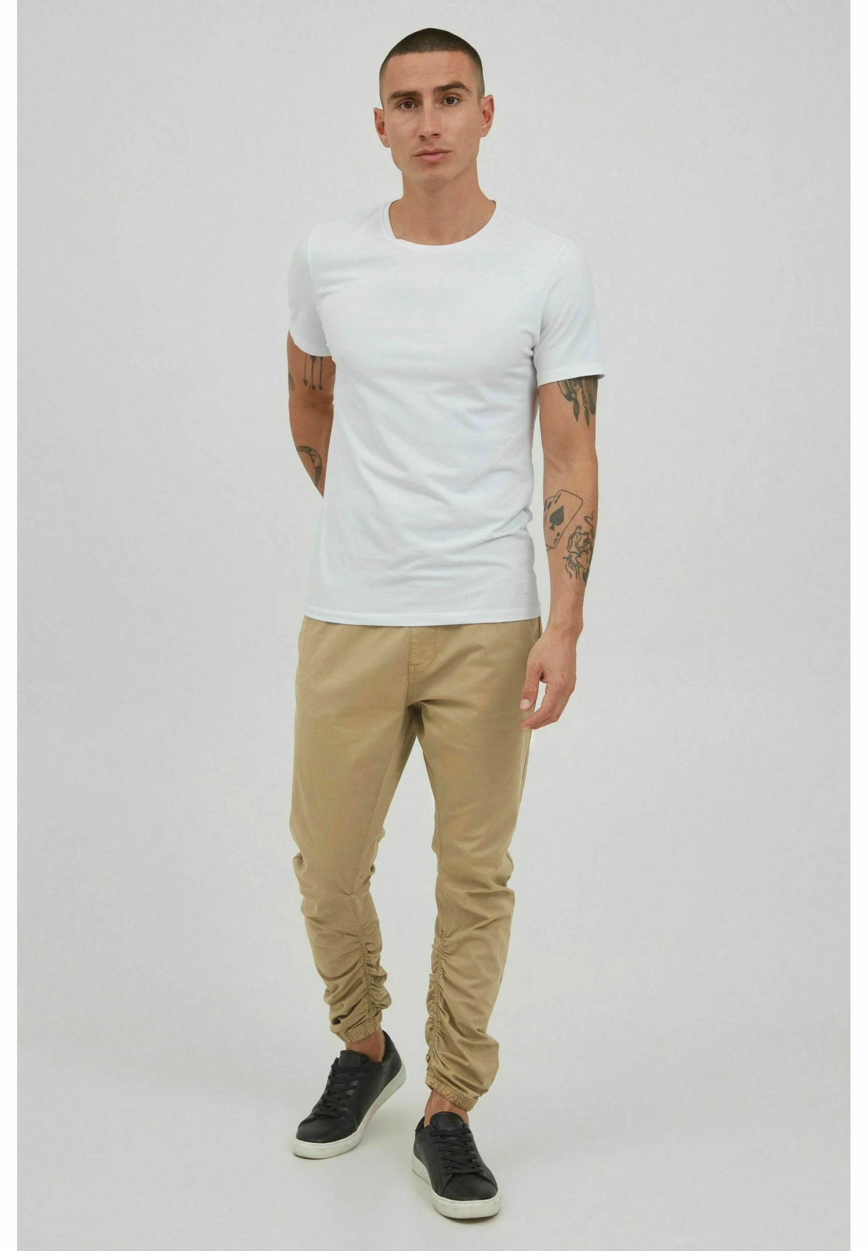 Indicode Jeans IDGILLERMO - Spodnie Treningowe - Amber | Wyjątkowe i Wygodne Spodnie 1 Indicode Jeans IDGILLERMO - Spodnie Treningowe - Amber | Wyjątkowe i Wygodne Spodnie