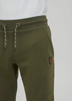 Indicode Jeans IDHULTOP - Spodnie Treningowe Army - Wygoda i Styl 10 Indicode Jeans IDHULTOP - Spodnie Treningowe Army - Wygoda i Styl -Indicode Jeans Sklep cf4ecf6d37ee4d8899586a5b682f7c2d scaled