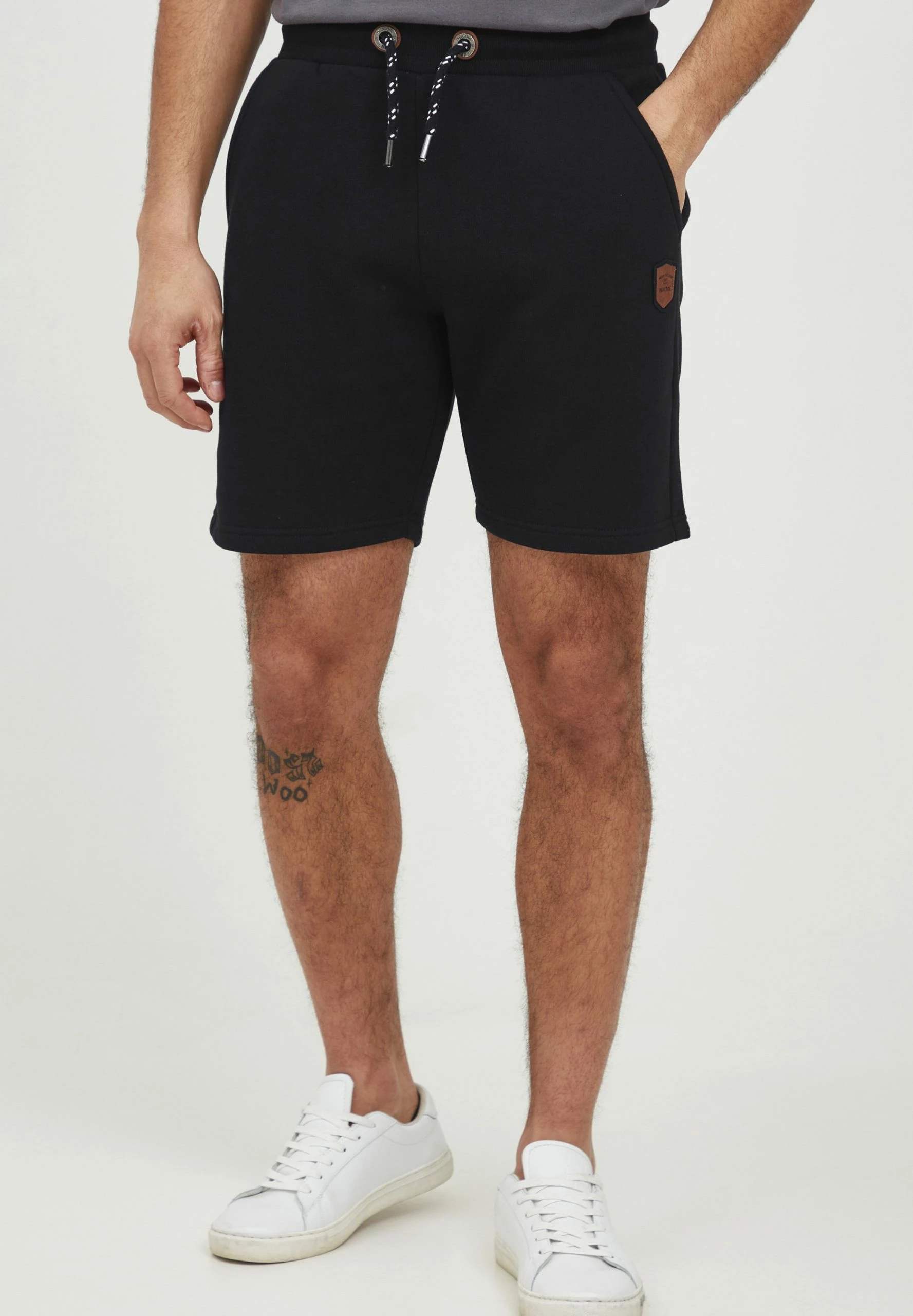 Indicode Jeans IDKULTOP - Szorty Męskie - Czarny 1 Indicode Jeans IDKULTOP - Szorty Męskie - Czarny