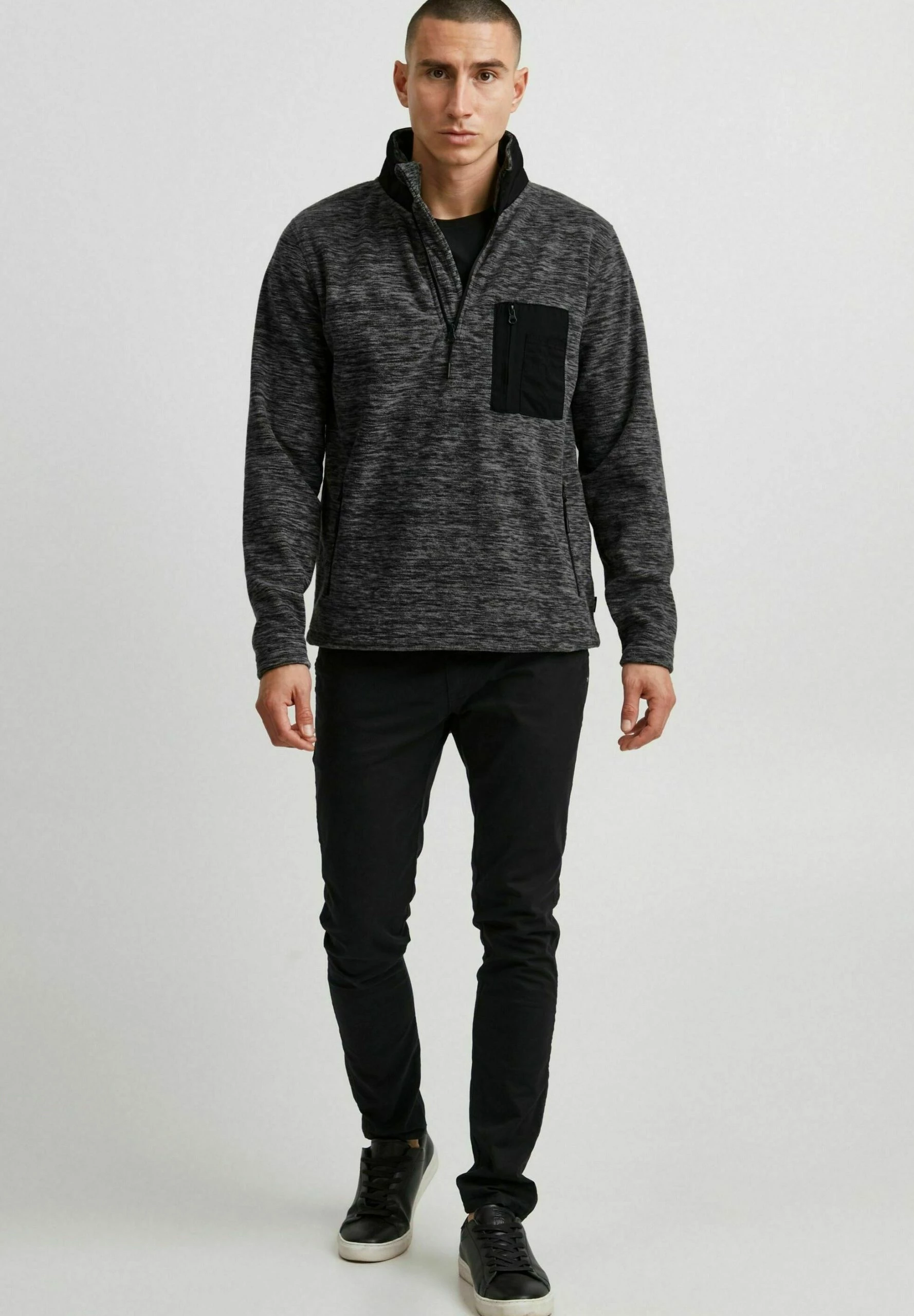 Indicode Jeans IDWIMORT - Bluza Z Polaru - Czarna | Bluzy Męskie | Wysoka Jakość 2 Indicode Jeans IDWIMORT - Bluza Z Polaru - Czarna | Bluzy Męskie | Wysoka Jakość - obrazek 2