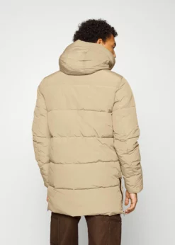 Indicode Jeans SULMON - Płaszcz Zimowy - Cornstalk | Odzież Męska | Zimowa Kurtka -Indicode Jeans Sklep dd1b8fdb1dba4f19b372595df4ef57b3 scaled