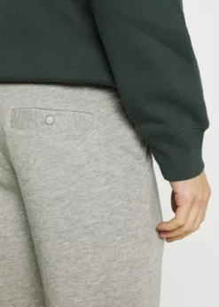 Indicode Jeans BRENNAN - Szorty Light Grey - Wygodne i Stylowe Szorty Męskie -Indicode Jeans Sklep e041bc808f804cf5a4243ad82dadda0d scaled