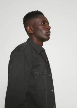 Indicode Jeans INWATSON - Męskie Spodnie Jeansowe - Czarny -Indicode Jeans Sklep e0c67afa44774d2480b2c21541bb1401 scaled