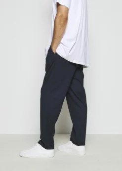 Indicode Jeans EBERLEIN WITH ROLL UP CHECK - Spodnie Materiałowe - Panamera Blue | Odzież/Spodnie -Indicode Jeans Sklep e206027a50614339a0f86b8169872826 scaled