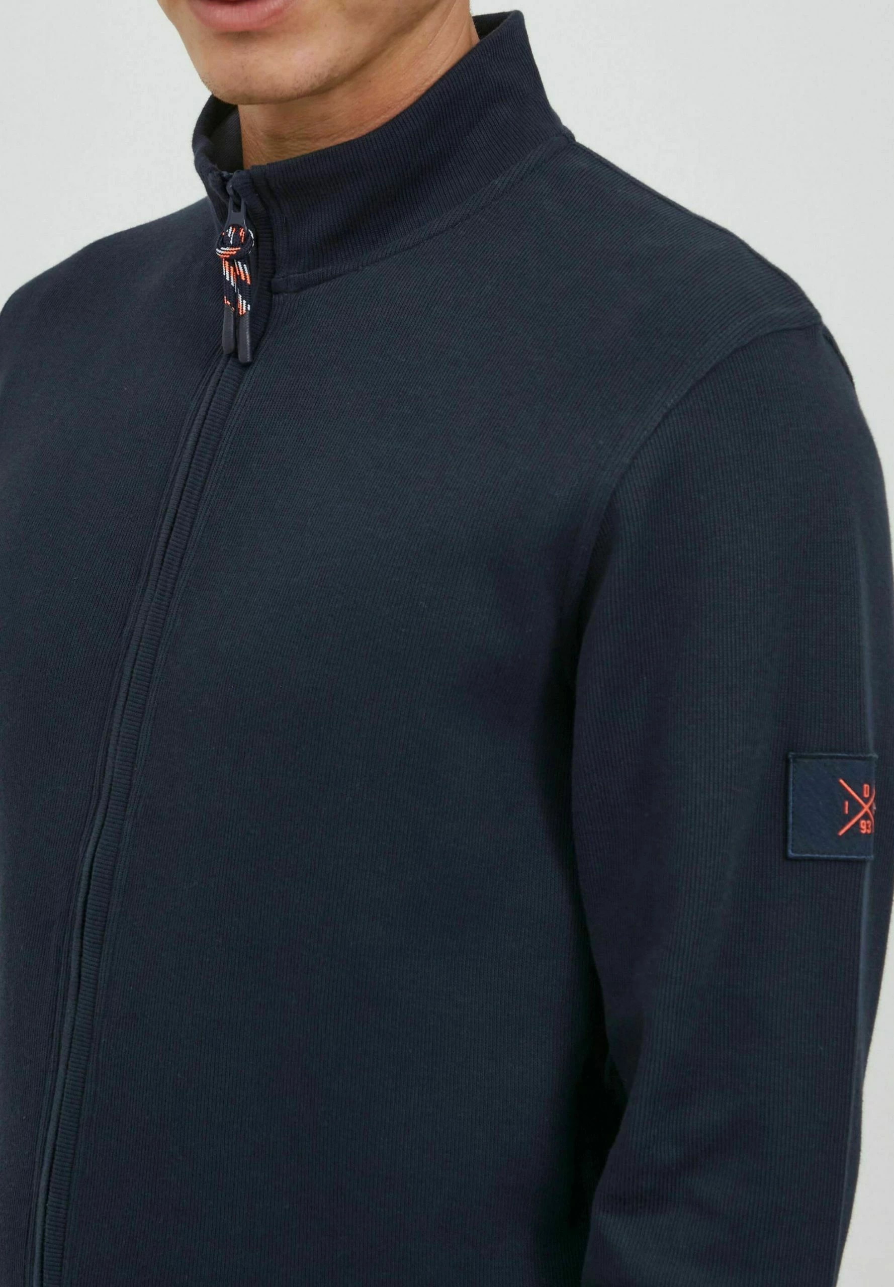 Indicode Jeans ARCELIO - Kardigan - Navy | Elegancki sweter męski w kolorze granatowym 4 Indicode Jeans ARCELIO - Kardigan - Navy | Elegancki sweter męski w kolorze granatowym - obrazek 4