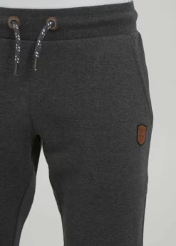 Indicode Jeans IDHULTOP - Spodnie Treningowe - Charcoal Mix | Wygoda i Styl 8 Indicode Jeans IDHULTOP - Spodnie Treningowe - Charcoal Mix | Wygoda i Styl -Indicode Jeans Sklep e61245cb40904e46b3f68e1465670bad scaled