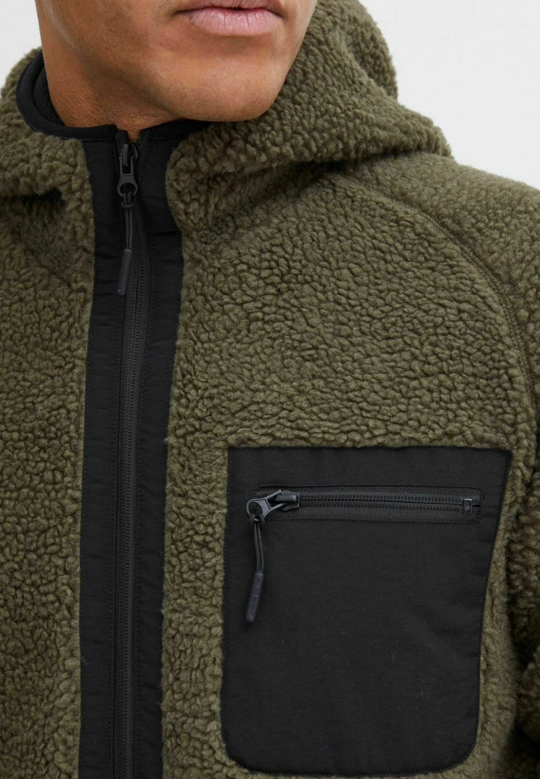 Indicode Jeans Kurtka Z Polaru - Army - Bluzy/Odzież 4 Indicode Jeans Kurtka Z Polaru - Army - Bluzy/Odzież - obrazek 4